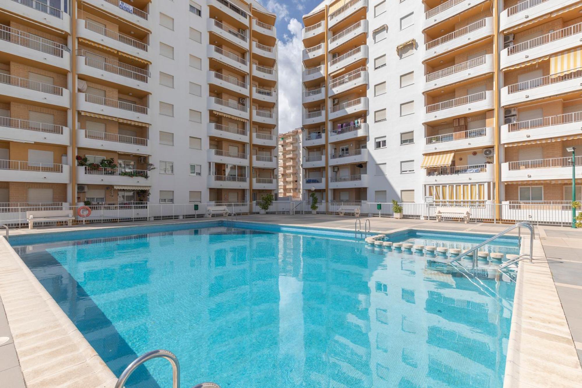 Retro Apartamento Divino Con Piscina Y Playa Familias Parejas Playa de Gandia エクステリア 写真